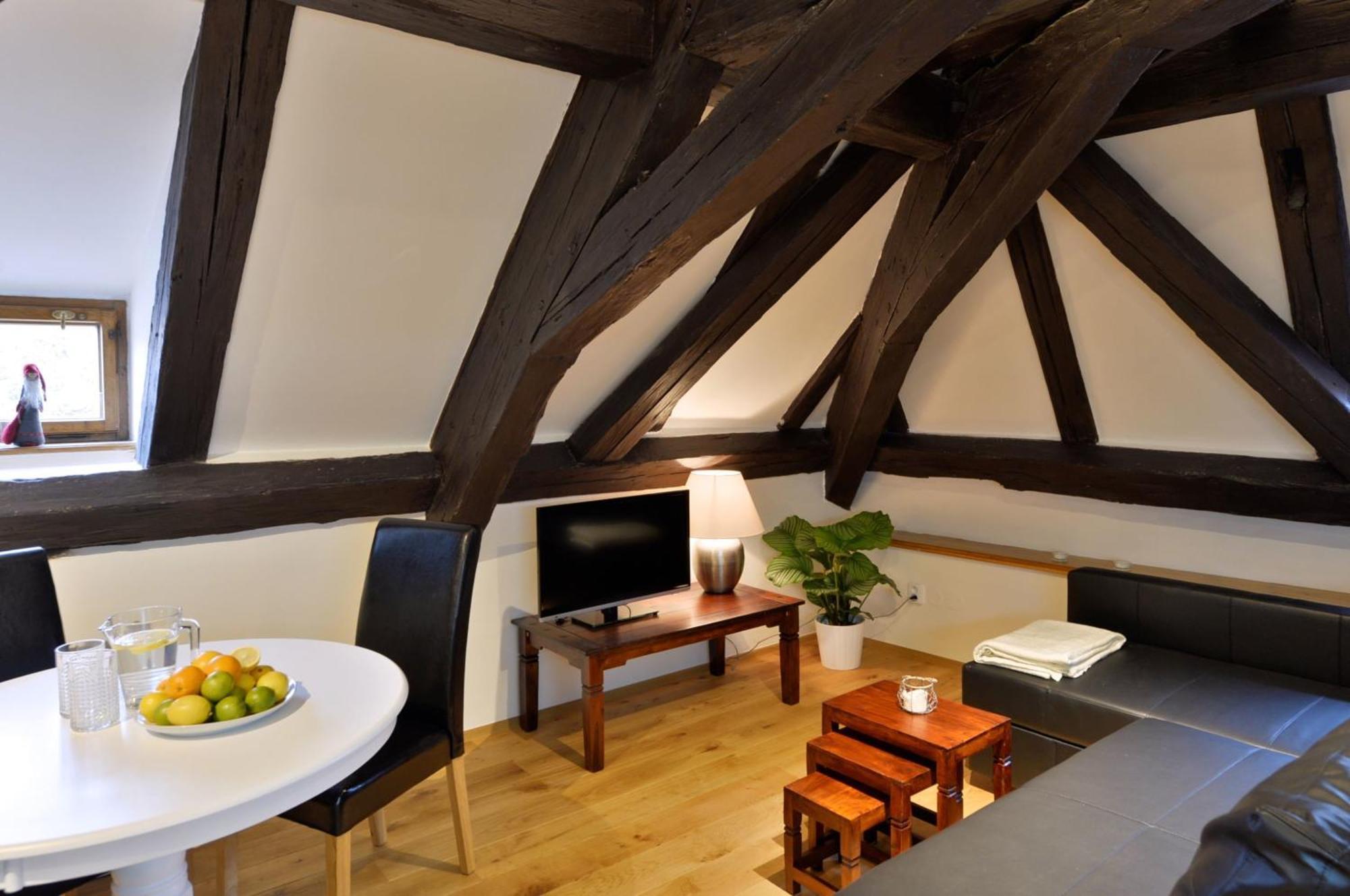 Old Town Boutique Apartments Prag Rum bild